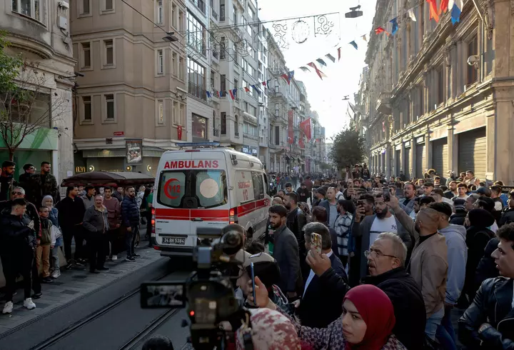 Parada de Ziua Națională a României, fără avioane și elicoptere. De ce nu este show aviatic de 1 Decembrie, în București