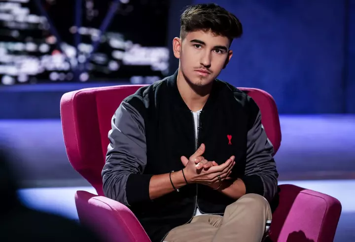 Cine au fost iubitele lui Salman Khan, înainte de Iulia Vântur. Una dintre ele a fugit de acasă la 15 ani pentru el!