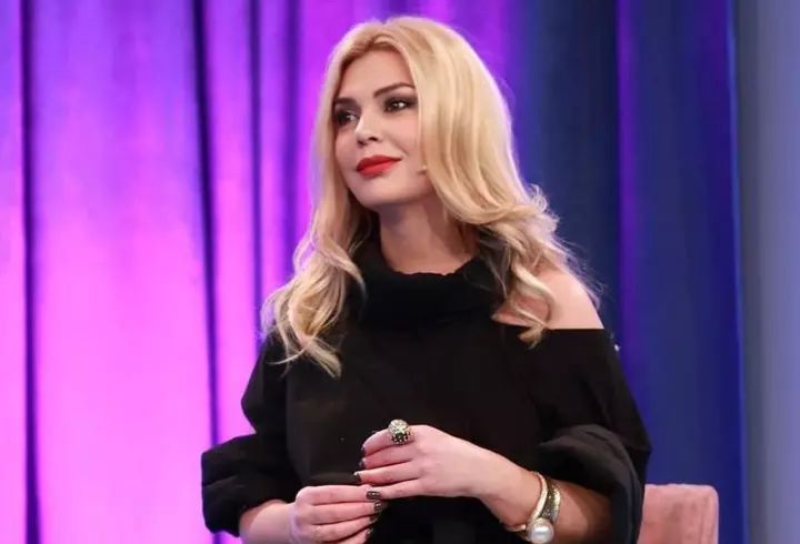 Amna a luat hormoni pentru a se înălța și a început să se îngrașe: "Am luat undeva la 20 de kilograme"