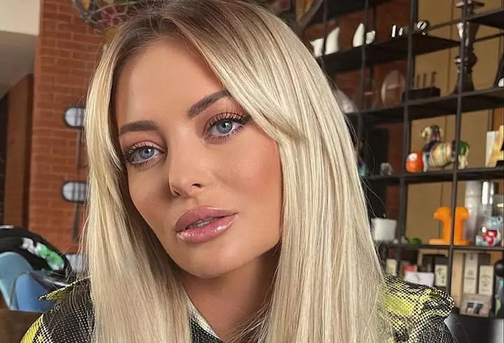 Theo Rose, primele imagini cu burtica de gravidă. Artista a dezvăluit unul dintre numele fiului ei: „Știu sigur că va fi...”