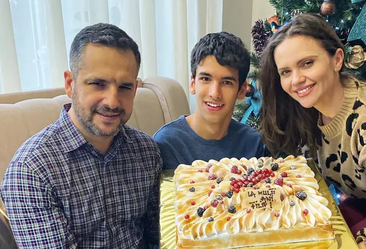 Oana Mizil l-a invitat pe Marian Vanghelie acasă, de Crăciun, după despărțire: "Important e să vină cu iubire. Familia înseamnă mamă și tată"