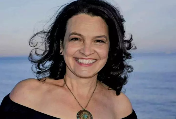 Oana Roman, ședință foto de Crăciun alături de Marius Elisei și fiica lor: "Este al 9-lea an împreună"