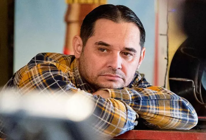 Pique, filmat alături de noua iubită, înainte să se despartă oficial de Shakira. Imaginile care l-au dat de gol