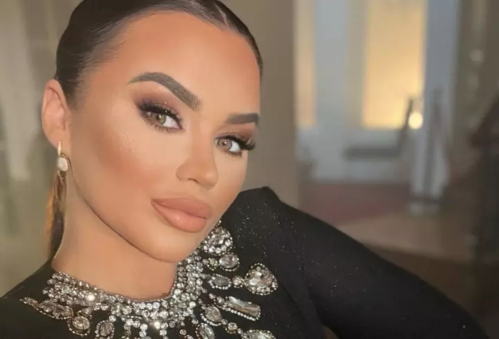 Denise Rifai, pictorial spectaculos pe coperta VIVA! Totul despre viața personală și cariera prezentatoarei TV