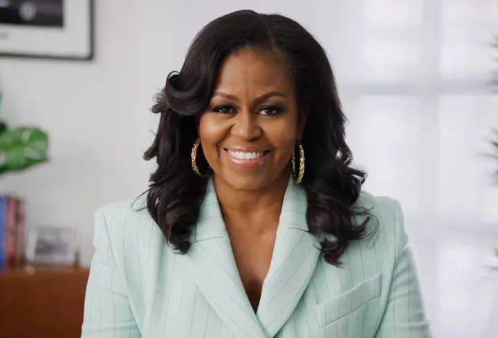 „Peste cadavrul meu”. Narcisa Suciu nu a acceptat ca tatăl ei să-și refacă viața, după moartea mamei