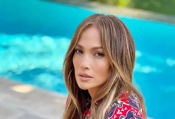 Amna a luat hormoni pentru a se înălța și a început să se îngrașe: "Am luat undeva la 20 de kilograme"