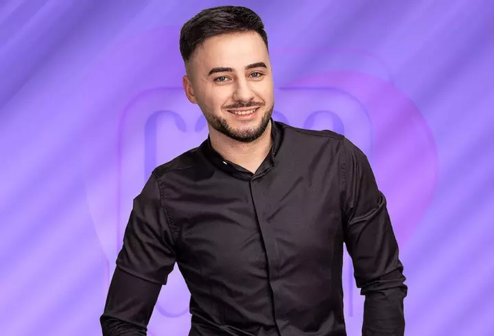 Pepe, imagini emoționante alături de soție și cei trei copii. Fiicele artistului, Maria și Rosa, îl adoră pe frățiorul lor
