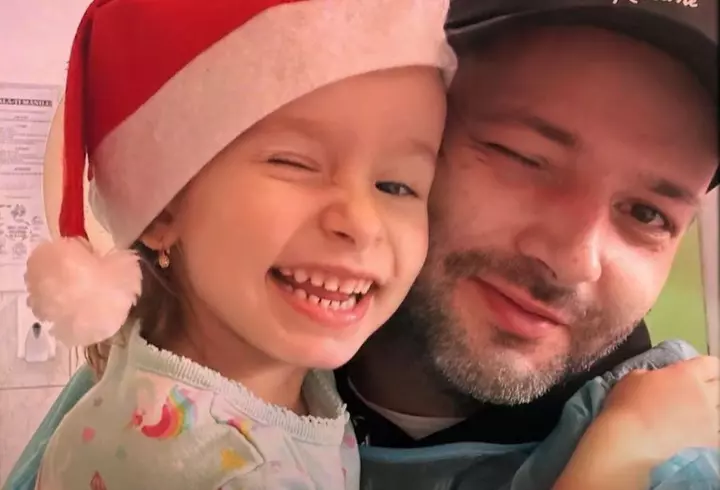 "Fiecare mă întreba cu ce mă pot ajuta, pile, relații? Toate astea nu contează. Nu puteau să mă ajute cu nimic". Mihai Morar încă este profund marcat de operația suferită de fiica sa cea mică
