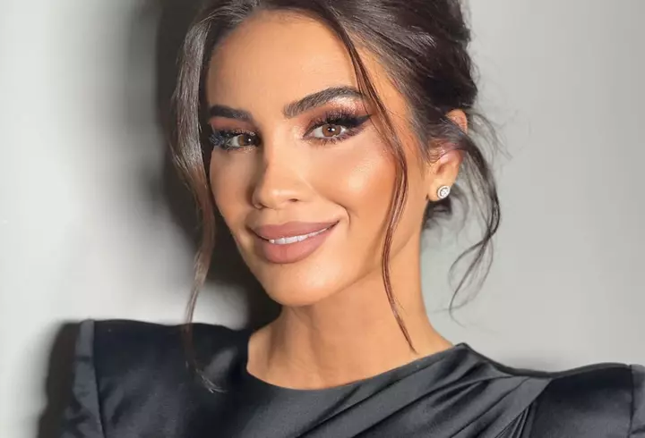 Cum s-a îmbrăcat Nadia Comăneci la Grammy 2023 și cine a însoțit-o. A atras toate privirile pe covorul roșu!