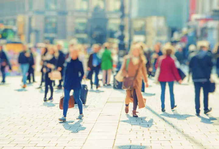 Infecția cu norovirus: ce o cauzează și ce simptome prezintă / Focar la un colegiu din Timişoara