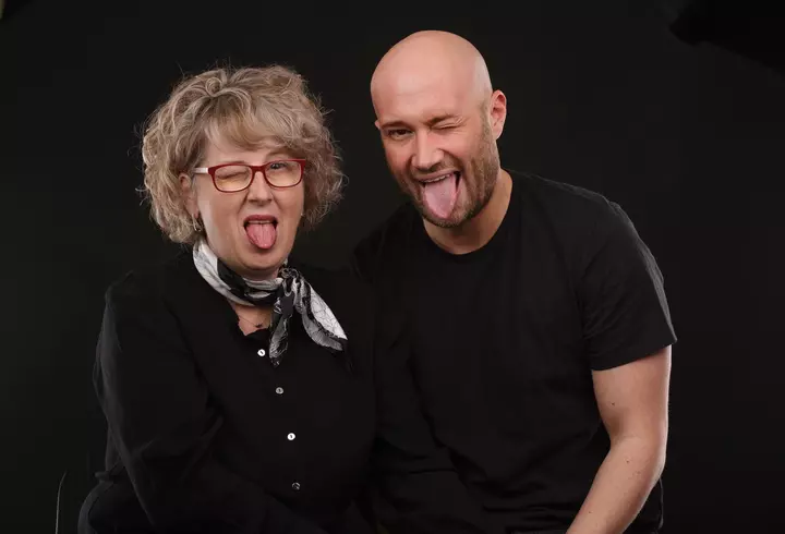"Cred că i-am ales copilului meu un tată cam puternic". Cum se înțelege Theo Rose cu Anghel Damian, de când este însărcinată