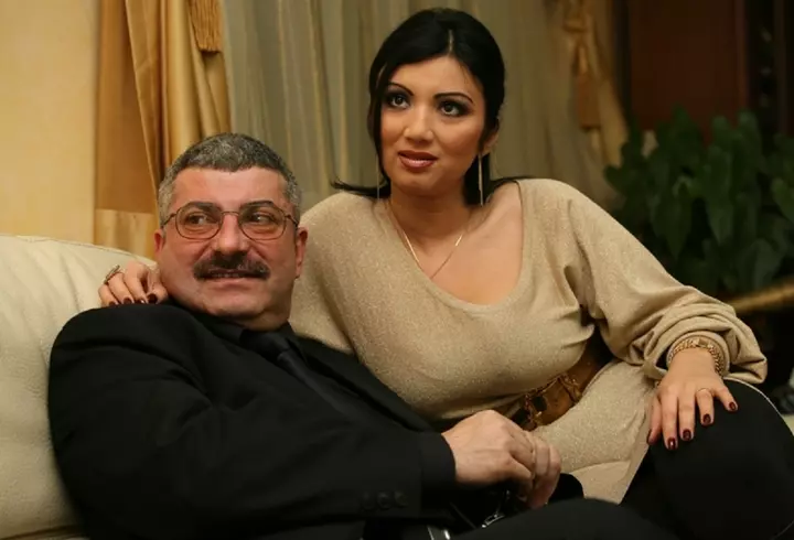 Cum s-a îmbrăcat Nadia Comăneci la Grammy 2023 și cine a însoțit-o. A atras toate privirile pe covorul roșu!