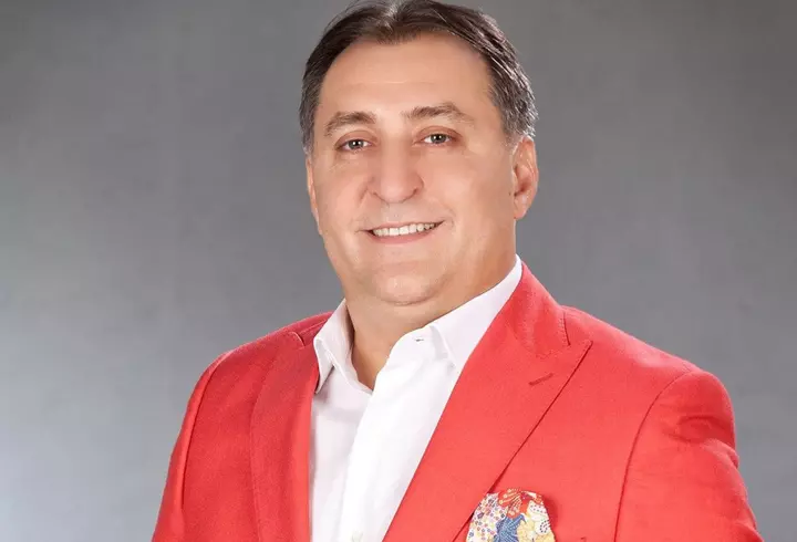 "Nu purtăm nimănui pică". Andrei Păunescu vrea să facă pace cu Vasile Șeicaru, după scandalul piesei "Iancu la Țebea"
