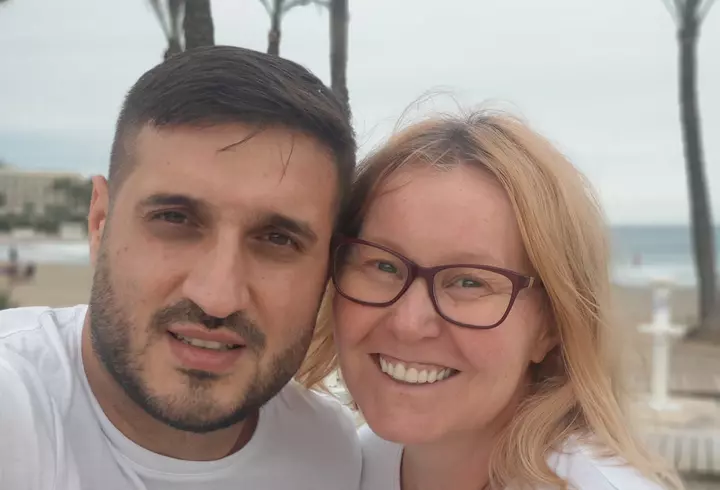Cum arată casa lui Denis Roabeș de la The Motans. Ce obiect inedit are în living: „Îmi aduce mereu aminte cine sunt”