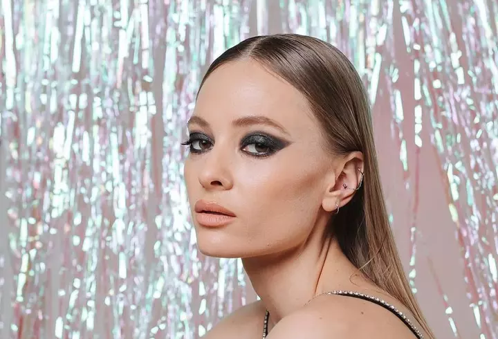 Cine este Alexandra Bucălae de la Power Couple. Are o afacere de succes, e căsătorită cu Radu Bucălae, iar nașii lor sunt Cătălin Bordea și fosta lui soție