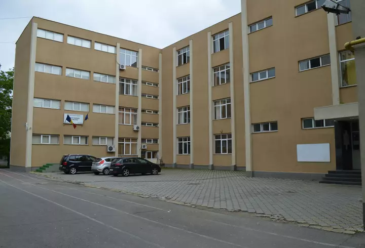 Ce faci cu lumânarea de la Înviere. De ce nu e bine să o arunci