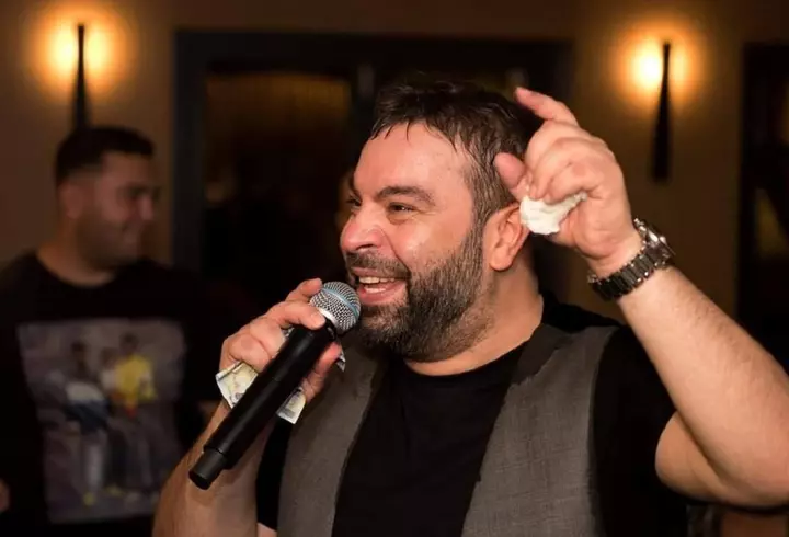 Florin Salam a fost plasat sub control judiciar pentru 60 de zile. Este acuzat că a luat bani pentru evenimente și nu s-a mai prezentat