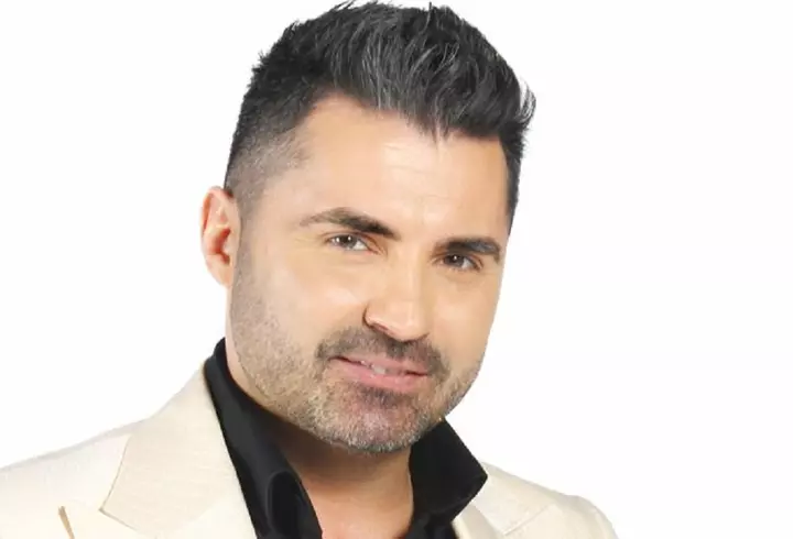 Ibrahim, fostul soț al Ralucăi Pastramă, s-a dus acasă la Pepe și le-a adus flori fiicelor lui, de Mărțișor: "În vizită la prințesele mele"