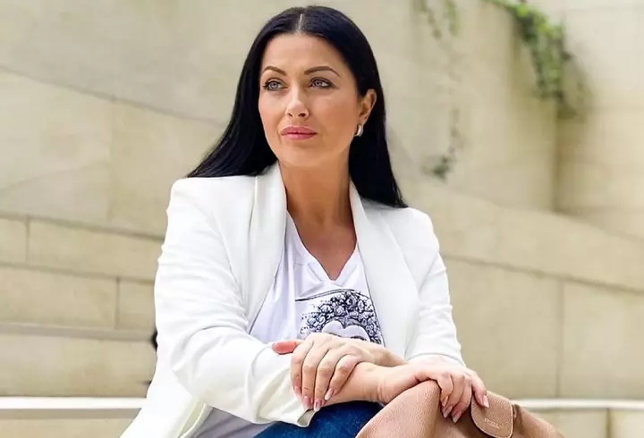 Cum se descurcă Alex Velea cu cei trei copii atunci când rămâne singur: „În formula asta, sunt periculoși. Le place să alerge, se bat între ei”