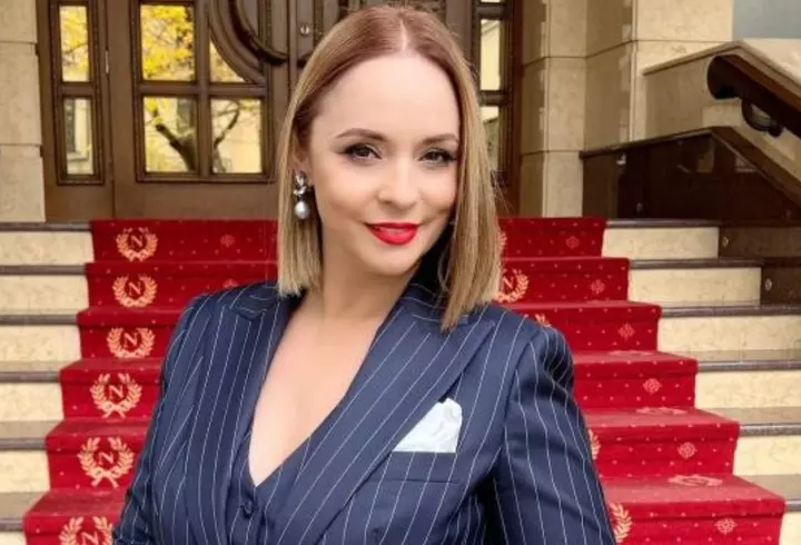 Mesajul transmis de Ileana Badiu la aniversarea a 15 ani de căsătorie, dintre care 11 la distanță: "Pentru toate relele pe care le trecem împreună zi de zi"