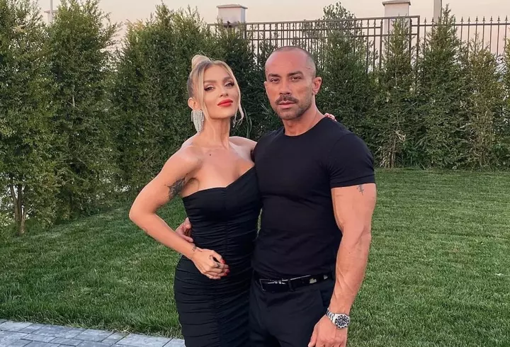 Cine este Ioana Dehelean de la Chefi la Cuțite. A renunțat la două facultăți pentru a se dedica cofetăriei: "E foarte important să îți placă ceea ce faci și să îți iubești meseria"