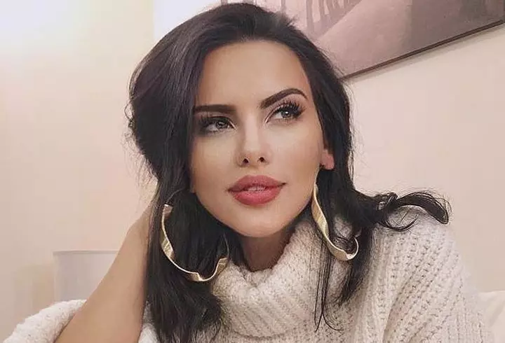 "Dacă nu îți e bine lângă un om, nu trebuie să stai acolo. Voi, bărbații, credeți că o femeie e curtată doar de voi. Nu e nevoie să te chinui". Andreea Marin, sfaturi pentru femeile care se află în relații toxice