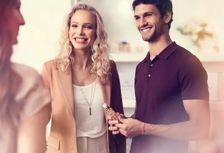 Always, un brand P&G, susține și în acest an beneficiarele Asociației Pe Stop, femei din medii defavorizate, cu peste 220.000 de absorbante distribuite gratuit
