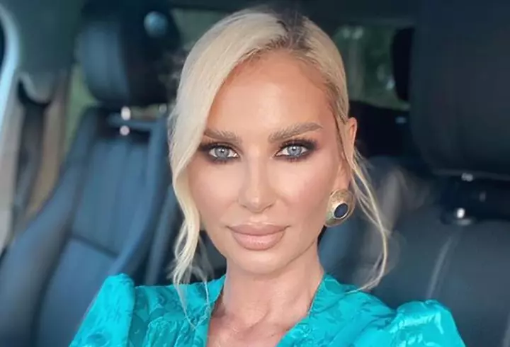 Andreea Ibacka a încercat să dea cu mașina peste Cabral, după ce s-a scris că a adus acasă două blonde: „Fierbeam de nervi. Te omor cu mâna mea!”