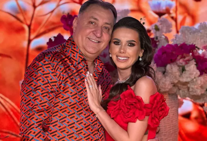 Ce ascunde Andreea Esca în fața camerelor. Detaliul pe care nimeni nu l-a observat de 30 de ani: „Mi-a spus să fiu atentă cum să îmi pună lumina, să nu se vadă acest lucru”