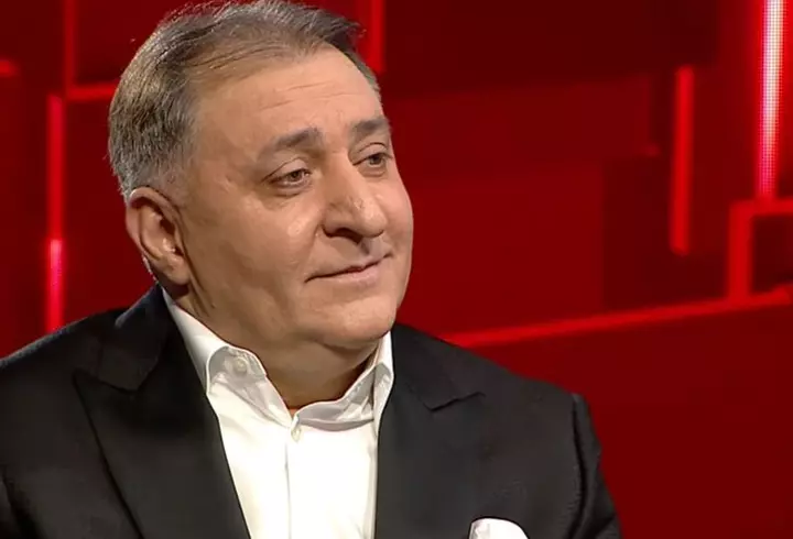 Cristina Bălan, dezvăluiri inedite despre momentul în care s-a căsătorit cu Gabriel, tatăl copiilor ei. Au fost prieteni timp de 12 ani: "Și când te gândești că totul a început cu un sărut..."