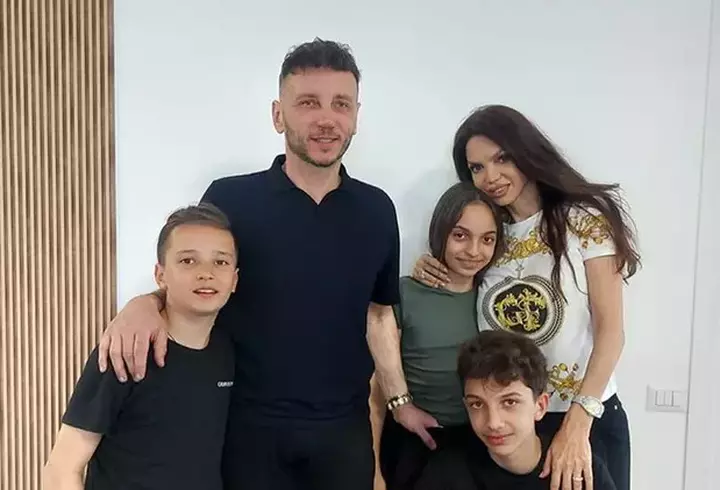 Cove, adevărul despre relația cu Andreea Marin,  la 24 de ani de la emisiunea "Surprize, surprize": "Sincer, eram anesteziat de emoții, îmi amintesc doar..."