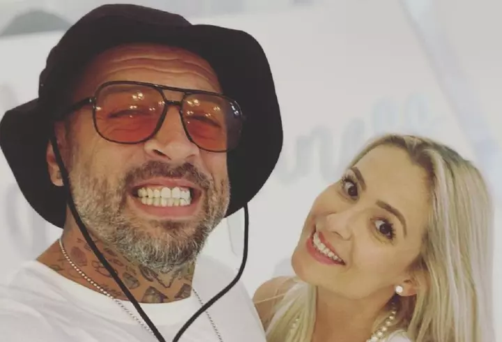 Cine este Alexandra Bucălae de la Power Couple. Are o afacere de succes, e căsătorită cu Radu Bucălae, iar nașii lor sunt Cătălin Bordea și fosta lui soție