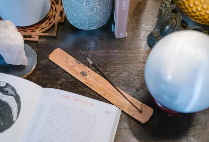 Horoscop 8 martie 2024. Surprize și clipe romantice pentru mai multe zodii