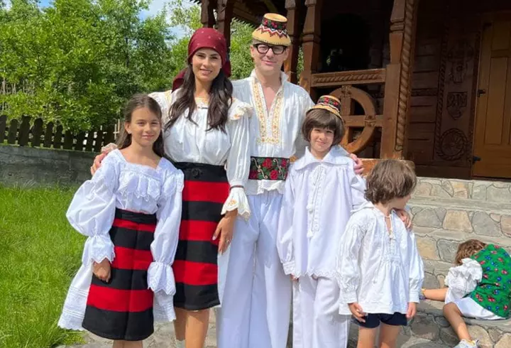 Ozanei Barabancea i s-a cerut să facă avort când era gravidă cu fiica ei, Gloria: „Toată lumea mi-a spus să renunț la ea, m-am bătut cu tot mapamondul…”. Fata artistei, gest de solidaritate pentru femeile însărcinate / EXCLUSIV
