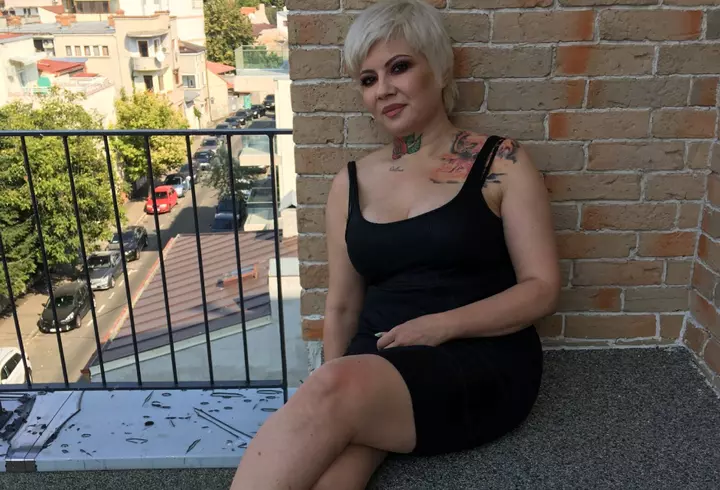 Ce condiții a îndurat Mirela Vaida, la cămin, în timpul studenției: "6 paturi din fier, ca de spital, o singură baie la 11 camere..." Cum arătau dușurile