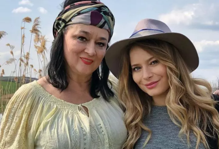 Ce condiții a îndurat Mirela Vaida, la cămin, în timpul studenției: "6 paturi din fier, ca de spital, o singură baie la 11 camere..." Cum arătau dușurile