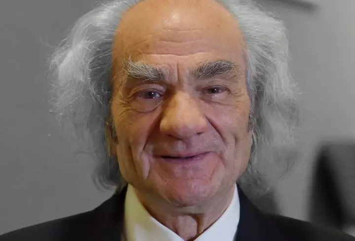 ”Decât să mă pui să merg la sală, mai bine dau prin casă cu aspiratorul...” Cum se menține Crina Abrudan, la 46 de ani, și la ce aliment a renunțat  / EXCLUSIV