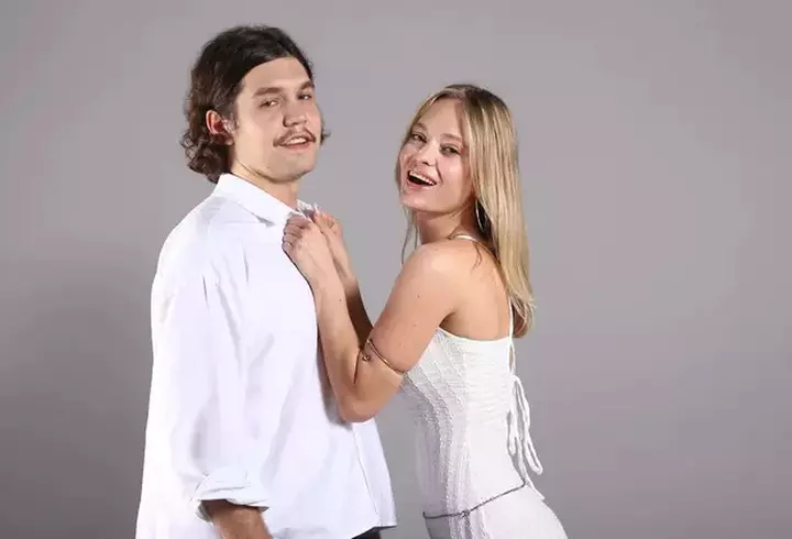 Cine este Alexandra Bucălae de la Power Couple. Are o afacere de succes, e căsătorită cu Radu Bucălae, iar nașii lor sunt Cătălin Bordea și fosta lui soție