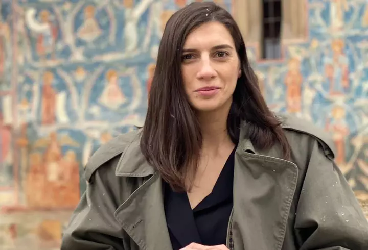 Catinca Roman vorbește despre diferențele pe care Petre Roman le făcea între ea și sora ei, Oana: „Am trăit 34 de ani în aceeași casă"