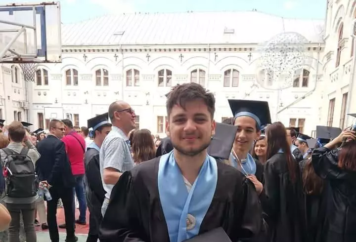 Cum își ajută George Tănase soția cu treburile casnice: „Mi-a spus că am o super putere, și anume, de a face murdar înainte de a deschide ușa la casă...„ / Ce o enervează cel mai mult pe partenera de viață a comediantului
