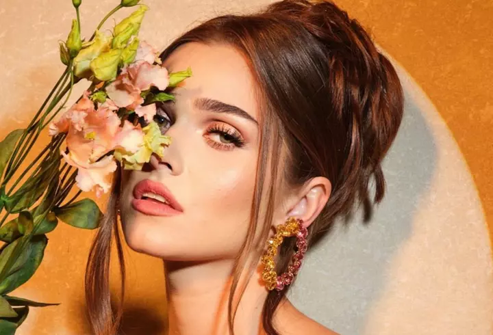 Cum i-a schimbat Zina Dumitrescu viața Roxanei Ciuhulescu. Propunerea pe care a primit-o din partea regretatei creatoare de modă: „A făcut o chestie extraordinară și am să-i rămân recunoscătoare"