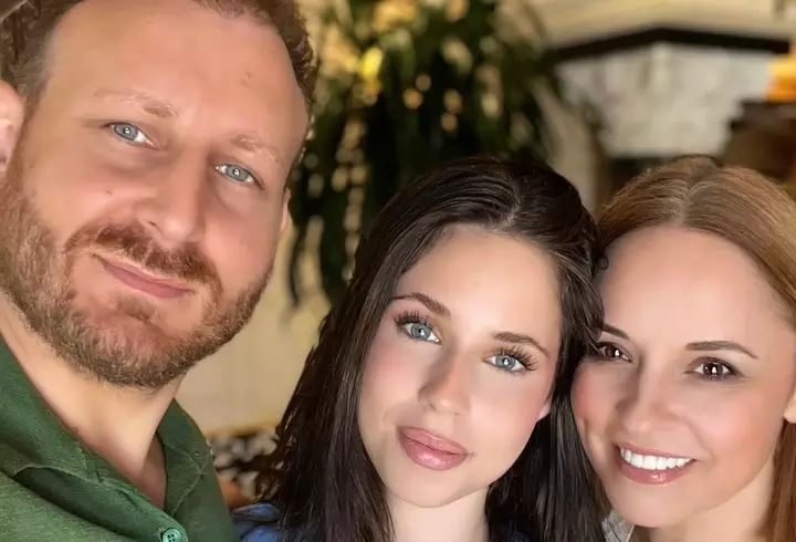 Andreea Marin, adevărul despre despărțirea de Adrian Brâncoveanu: „La un moment dat, lucrurile o iau pe direcții diferite. Eu sunt un om care rămâne pe aceeași cale”