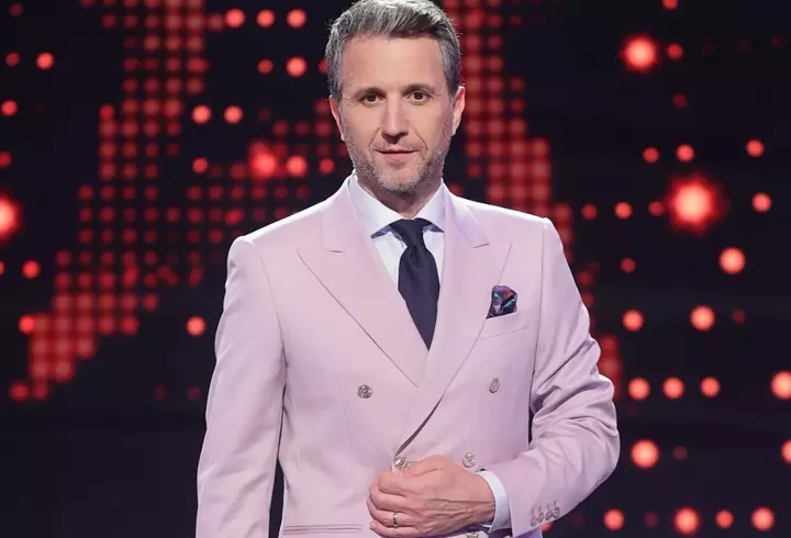 Câți copii are Claudiu Bleonț cu cele patru soții. Cum e actorul în rolul de tată