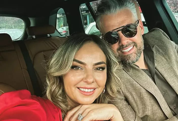 Cum se înțeleg Roxana Ionescu și Tinu Vidaicu, după 4 ani de căsnicie: "Relația noastră a fost condimentată încă de la început. Zilnic face ceva și mă surprinde și trăiesc la o intensitate specială" / EXCLUSIV