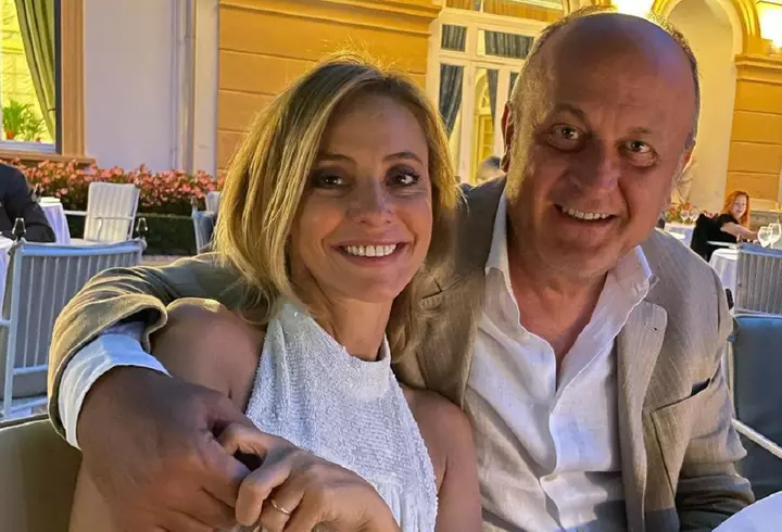 Camelia și Dan Șucu, împreună la botezul nepoatei lor. Afaceristul, moment romantic alături de Diana, actuala soție, pe ringul de dans: „Două decenii de iubire curată”