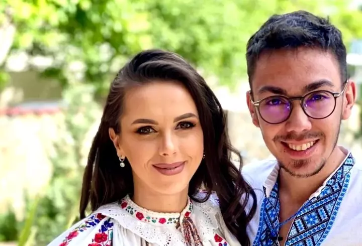 Dinu Maxer a înlocuit-o pe fosta soție, Deea Maxer, cu Magdalena Chihaia și pe scenă: „Pregătim multe momente împreună, avem planuri de...”