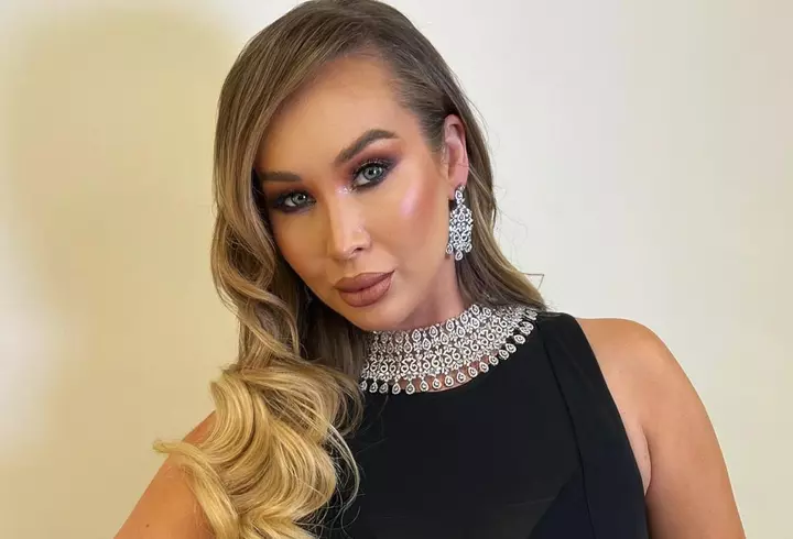 Ce eforturi a făcut Valentina Pelinel ca să existe armonie între cei 9 copii ai lui Cristi Borcea: "Mă felicit pentru aportul meu. Cu Melissa am creat o legătură specială, aproape că nu trece o zi fără să ne sunăm".  Cum se înțelege cu Mihaela Borcea / EXCLUSIV