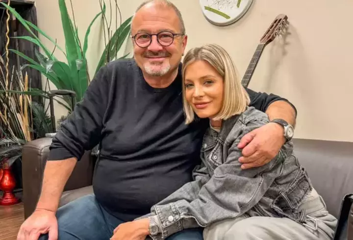 Cum a sărbătorit Romanița Iovan împlinirea a 33 de ani de carieră. Fiul ei, Albert, i-a transmis un mesaj emoționant: ”O felicit pe mama pentru că i-a ieșit foarte bine evenimentul...” / EXCLUSIV
