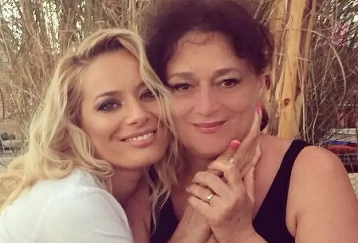Cum a murit fetița lui Laurențiu Reghecampf: "Rămâne o rană tot timpul!". Analisa Cristina ar fi avut 27 de ani acum, dar s-a născut cu o boală gravă