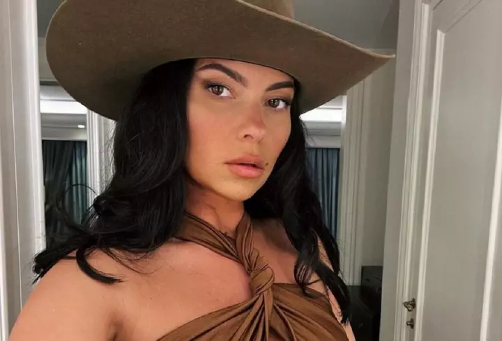 David Popovici s-a afișat cu Inna și a stârnit reacții prin textul postării: „Toți prietenii mei vor fi geloși”. Și Taisia, iubita lui, apare lângă ei